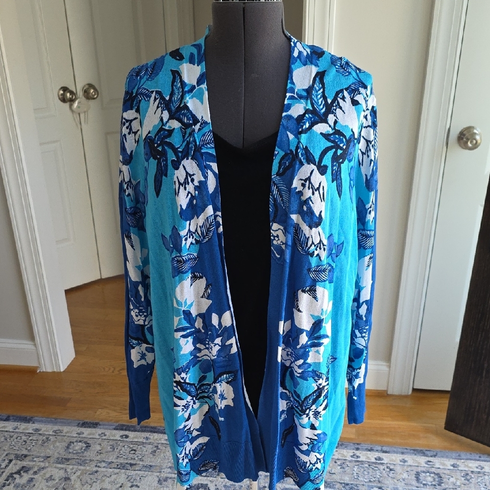 Chicos Floral Blue Women's Cardigan Sweater And Tank Set Plus Size